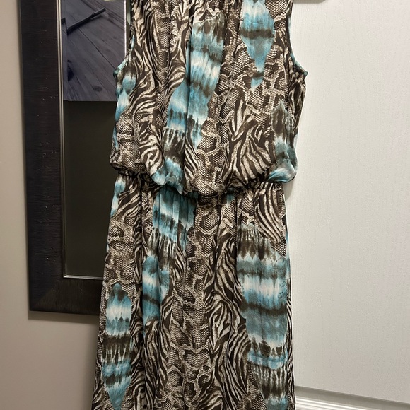 Beautiful animal print dress, lined - Picture 3 of 4